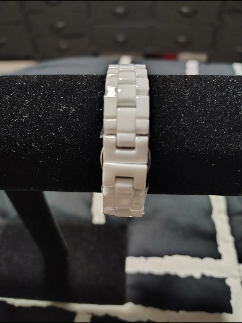 Stauer White and Rose Gold Ceramic Accent Watch